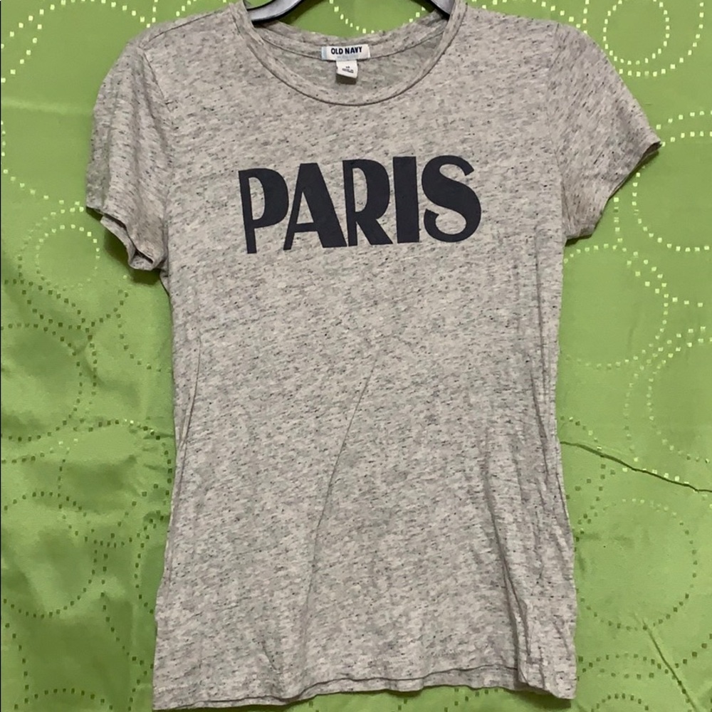 Grey t shirt